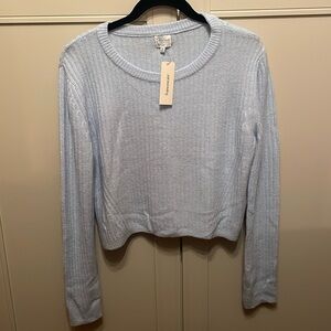 FRANCESCA’S SWEATER SIZE M. NWT